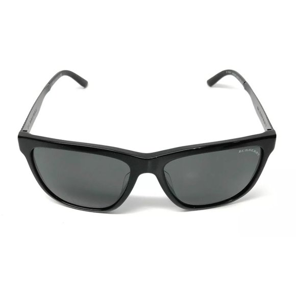 Burberry Women\'s Black Sunglasses!